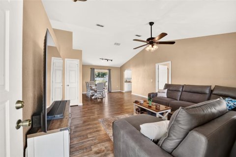 House in Ocala, Florida 3 bedrooms, 133.97 sq.m. № 2299921 - photo 20