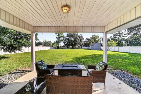 House in Ocala, Florida 3 bedrooms, 133.97 sq.m. № 2299921 - photo 19