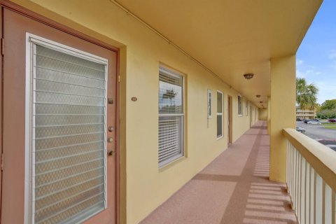 Condominio en venta en Tamarac, Florida, 2 dormitorios, 81.75 m2 № 2147137 - foto 19