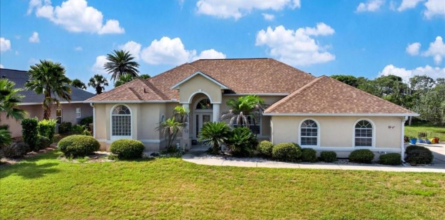 Casa en Palm Coast, Florida 3 dormitorios, 180.88 m2 № 2208012