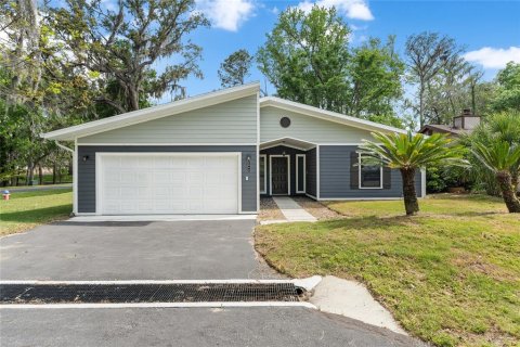 Купить виллу или дом в Алачуа, Флорида 4 комнаты, 171.13м2, № 1630092 - фото 1