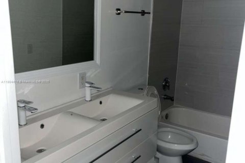 Touwnhouse à louer à Stuart, Floride: 3 chambres, 142.14 m2 № 1955448 - photo 20