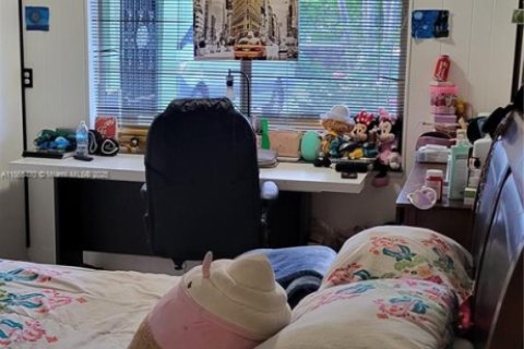 Villa ou maison à vendre à North Miami Beach, Floride: 3 chambres, 111.85 m2 № 1897623 - photo 12