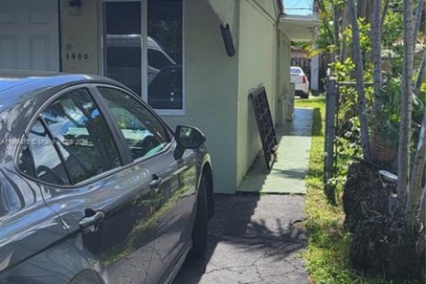 Villa ou maison à vendre à North Miami Beach, Floride: 3 chambres, 111.85 m2 № 1897623 - photo 4