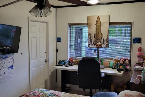 Villa ou maison à vendre à North Miami Beach, Floride: 3 chambres, 111.85 m2 № 1897623 - photo 11