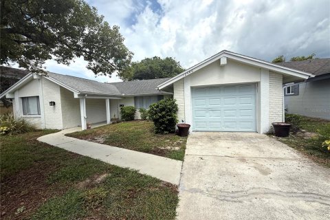 House in Hudson, Florida 2 bedrooms, 123.93 sq.m. № 1847166 - photo 2
