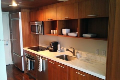 Condominio en venta en Miami, Florida, 44.96 m2 № 1752368 - foto 2