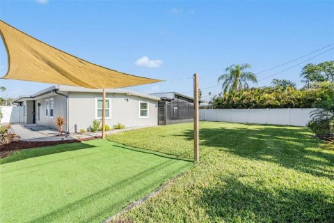 Casa en venta en Saint Petersburg, Florida, 4 dormitorios, 195.09 m2 № 1802931 - foto 4