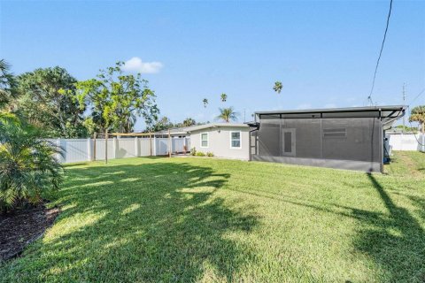 Casa en venta en Saint Petersburg, Florida, 4 dormitorios, 195.09 m2 № 1802931 - foto 29