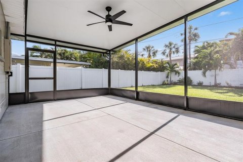 Casa en venta en Saint Petersburg, Florida, 4 dormitorios, 195.09 m2 № 1802931 - foto 27