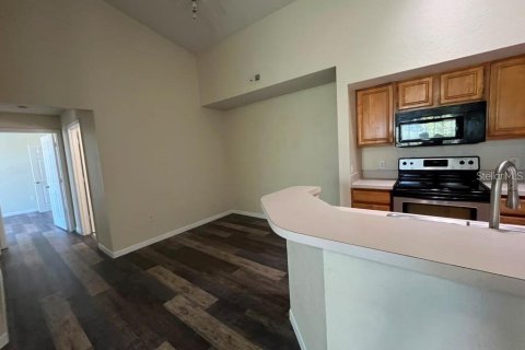 Copropriété à louer à Orlando, Floride: 2 chambres, 93.55 m2 № 2413630 - photo 4