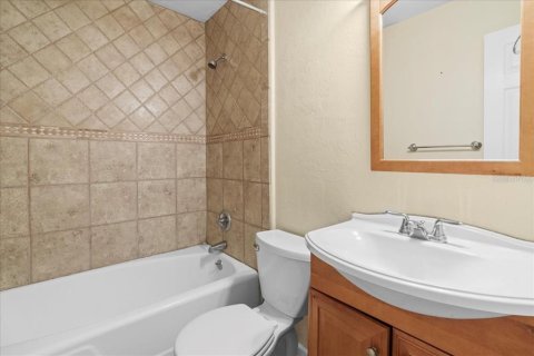 Casa en venta en Gainesville, Florida, 4 dormitorios, 148.36 m2 № 1803529 - foto 11