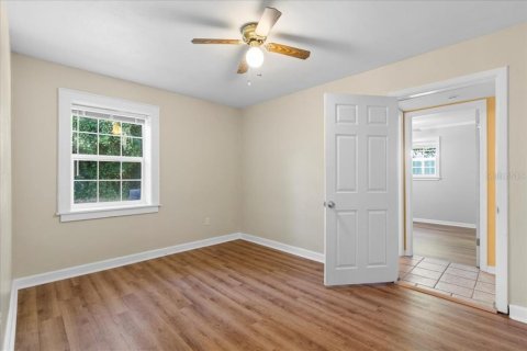 Casa en venta en Gainesville, Florida, 4 dormitorios, 148.36 m2 № 1803529 - foto 9