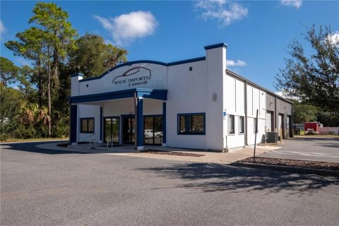 Immobilier commercial à Gainesville, Floride 398.55 m2 № 2312335