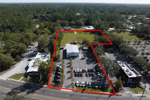 Propiedad comercial en venta en Gainesville, Florida, 398.55 m2 № 2312335 - foto 3