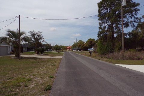 Land in Spring Hill, Florida № 1602269 - photo 1