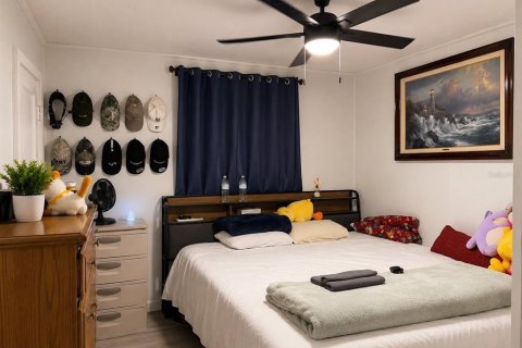 Casa en venta en Saint Petersburg, Florida, 4 dormitorios, 114.73 m2 № 2298160 - foto 11