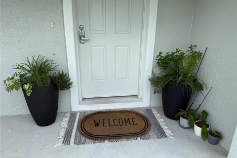 Casa en venta en Spring Hill, Florida, 4 dormitorios, 181.35 m2 № 1899525 - foto 2