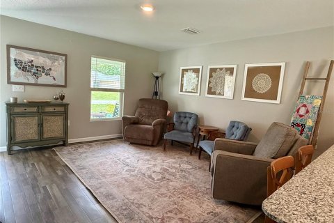 Casa en venta en Spring Hill, Florida, 4 dormitorios, 181.35 m2 № 1899525 - foto 5