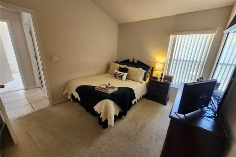 House in Kissimmee, Florida 3 bedrooms, 167.41 sq.m. № 1634507 - photo 16