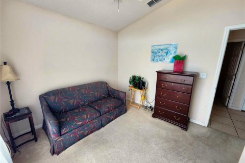 House in Kissimmee, Florida 3 bedrooms, 167.41 sq.m. № 1634507 - photo 13