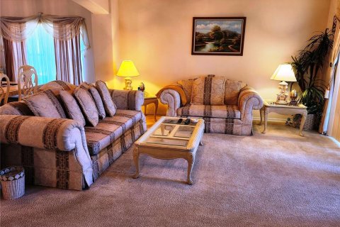 House in Kissimmee, Florida 3 bedrooms, 167.41 sq.m. № 1634507 - photo 9