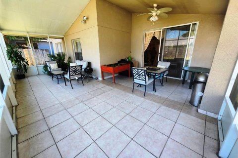 House in Kissimmee, Florida 3 bedrooms, 167.41 sq.m. № 1634507 - photo 18