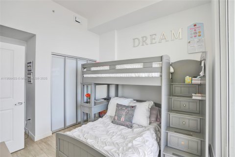 Купить кондоминиум в Санни-Айлс-Бич, Флорида 2 спальни, 130.34м2, № 2054080 - фото 11