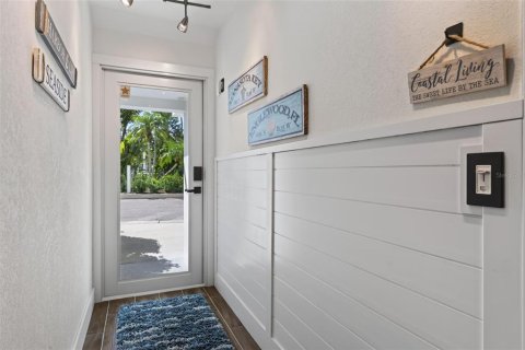Touwnhouse à vendre à Englewood, Floride: 3 chambres, 161.19 m2 № 2372929 - photo 11