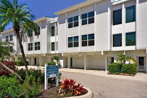 Touwnhouse à vendre à Englewood, Floride: 3 chambres, 161.19 m2 № 2372929 - photo 3