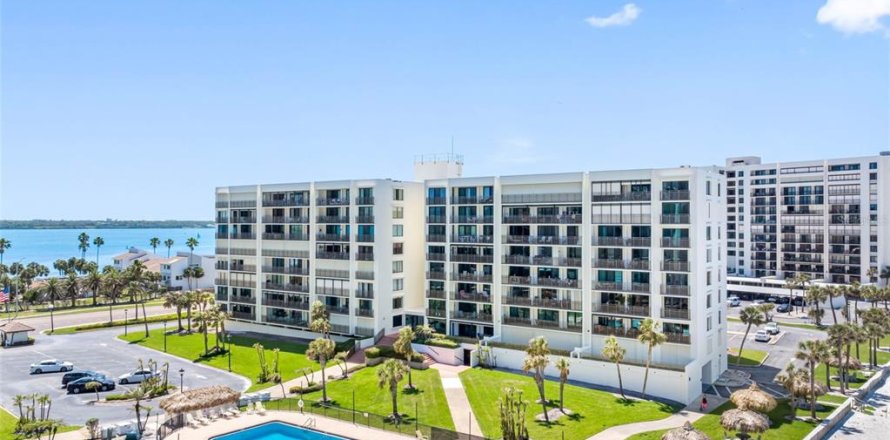 Condo à Clearwater, Floride, 2 chambres № 1717090