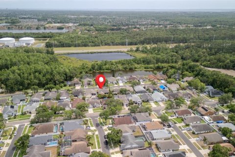 House in Tampa, Florida 3 bedrooms, 160.16 sq.m. № 1681578 - photo 7