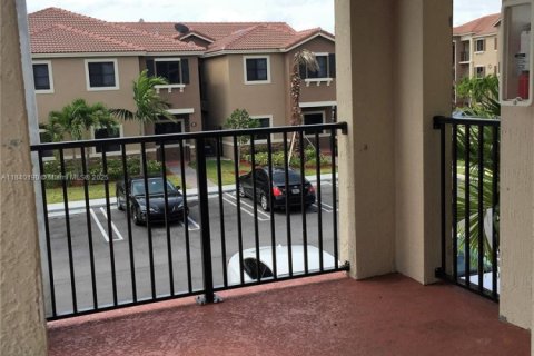 Copropriété à louer à Cutler Bay, Floride: 3 chambres, 95.88 m2 № 1832309 - photo 10
