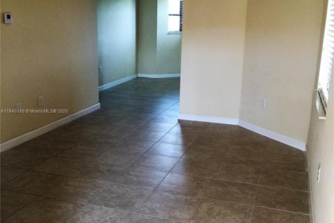 Copropriété à louer à Cutler Bay, Floride: 3 chambres, 95.88 m2 № 1832309 - photo 3