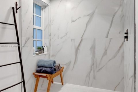 Condo in Boca Raton, Florida, 3 bedrooms  № 1890160 - photo 25