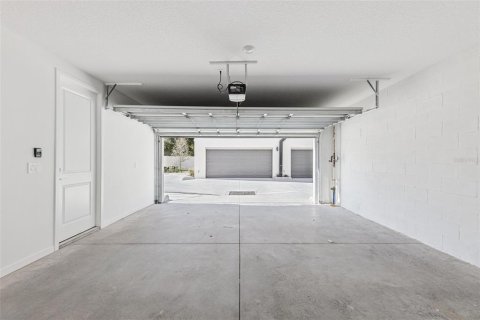 Touwnhouse à louer à Orlando, Floride: 3 chambres, 167.87 m2 № 1746548 - photo 18