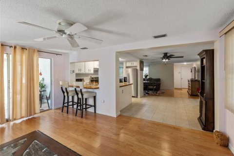Casa en venta en Hudson, Florida, 2 dormitorios, 111.48 m2 № 1612817 - foto 22