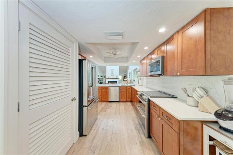 Villa ou maison à vendre à Bradenton, Floride: 3 chambres, 176.14 m2 № 1810255 - photo 13