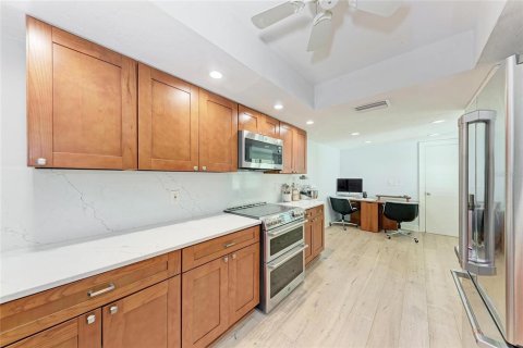 Villa ou maison à vendre à Bradenton, Floride: 3 chambres, 176.14 m2 № 1810255 - photo 11