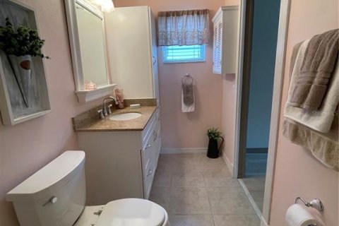 House in Port Orange, Florida 2 bedrooms, 93.83 sq.m. № 1570331 - photo 12