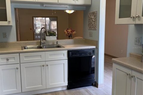 House in Port Orange, Florida 2 bedrooms, 93.83 sq.m. № 1570331 - photo 5