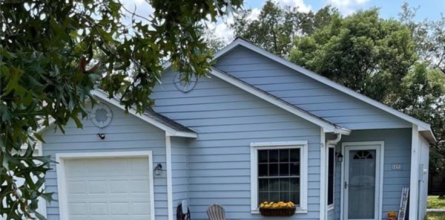 House in Port Orange, Florida 2 bedrooms, 93.83 sq.m. № 1570331