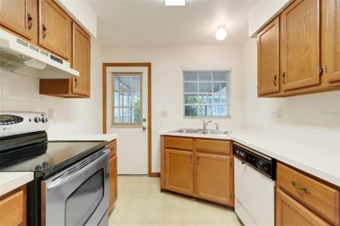 Adosado en venta en Clermont, Florida, 2 dormitorios, 99.5 m2 № 1905676 - foto 11