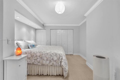 Купить кондоминиум в Авентура, Флорида 1 спальня, 71.16м2, № 2011618 - фото 20