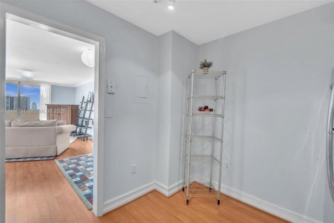 Купить кондоминиум в Авентура, Флорида 1 спальня, 71.16м2, № 2011618 - фото 8