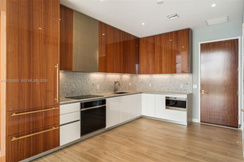 Condominio en venta en Miami, Florida, 2 dormitorios, 91.79 m2 № 2089646 - foto 9