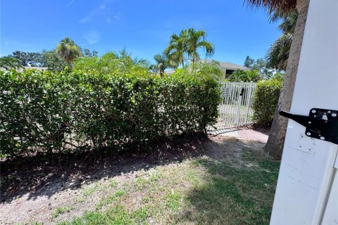 Condominio en venta en Sarasota, Florida, 2 dormitorios, 89.56 m2 № 1866076 - foto 9