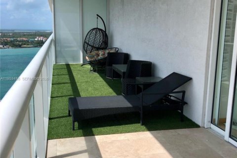 Condominio en alquiler en Miami Beach, Florida, 2 dormitorios, 127.28 m2 № 2008129 - foto 14