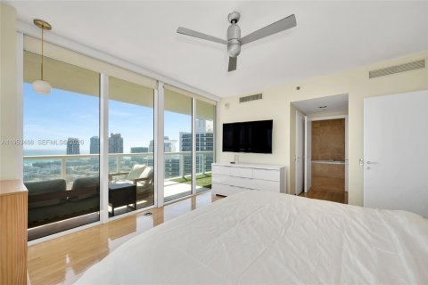 Condominio en alquiler en Miami Beach, Florida, 2 dormitorios, 127.28 m2 № 2008129 - foto 23