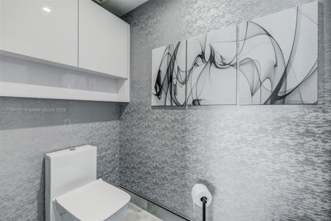 Купить кондоминиум в Холливуд, Флорида 3 спальни, 242.1м2, № 2060001 - фото 21